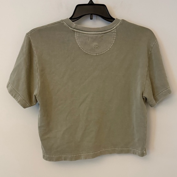 ANINE BING Khaki green Tori Sweatshirt is inspired by classic 90s athletic wear. - Picture 3 of 7